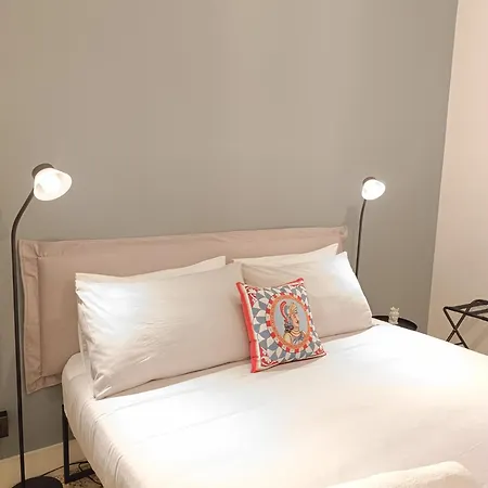 Catherine Apartment